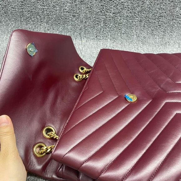 100% Authentic Yves Saint Laurent Medium leather Shoulder Bag - Picture 12 of 14